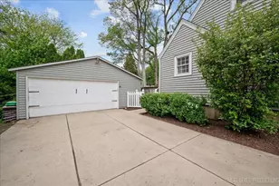 40 S Pine St, Geneva, IL 60134 - Photo 27