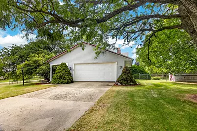 8586 Yellowstone Drive, Byron, IL 61010 - Photo 35