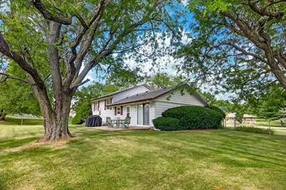 8586 Yellowstone Drive, Byron, IL 61010 - Photo 41