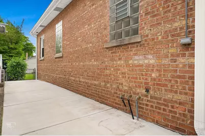 10016 S Clifton Park Avenue, Evergreen Park, IL 60805 - Photo 19