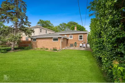 10016 S Clifton Park Avenue, Evergreen Park, IL 60805 - Photo 21