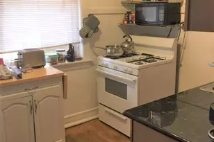 640 W Roscoe St, Chicago, IL 60613 - Photo 13
