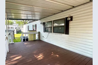 3268 Meadow Drive, Park City, IL 60085 - Photo 5