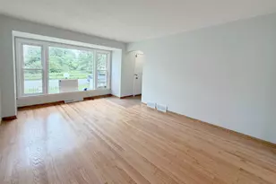 10122 S Wallace St, Chicago, IL 60628 - Photo 5