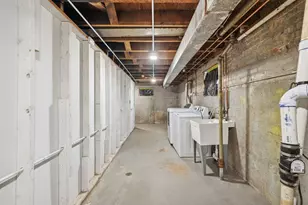 9700 S Torrence Ave, Chicago, IL 60617 - Photo 25