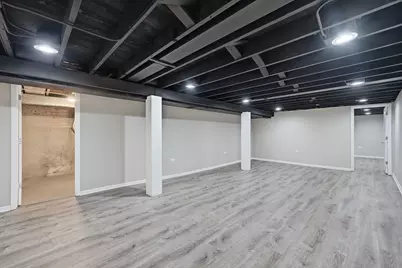 9700 S Torrence Avenue, Chicago, IL 60617 - Photo 17
