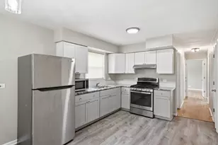 9700 S Torrence Ave, Chicago, IL 60617 - Photo 7