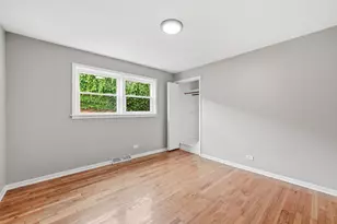 9700 S Torrence Ave, Chicago, IL 60617 - Photo 15