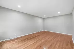 9700 S Torrence Ave, Chicago, IL 60617 - Photo 5