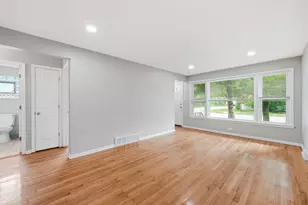 9700 S Torrence Ave, Chicago, IL 60617 - Photo 3