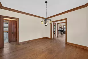 1100 S Scoville Ave, Oak Park, IL 60304 - Photo 9