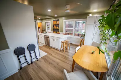 10804 S Ridgeway Avenue, Chicago, IL 60655 - Photo 9