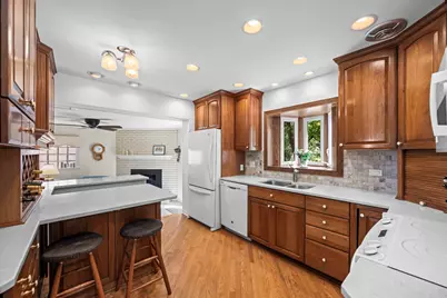 [Address not provided], Arlington Heights, IL 60004 - Photo 9