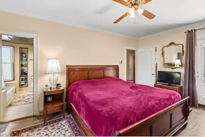 2454 W Morse Avenue, Chicago, IL 60645 - Photo 15