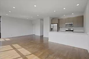 650 N Green St, Chicago, IL 60642 - Photo 5