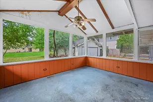 [Address not provided], Waukegan, IL 60087 - Photo 29