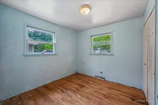 [Address not provided], Waukegan, IL 60087 - Photo 17
