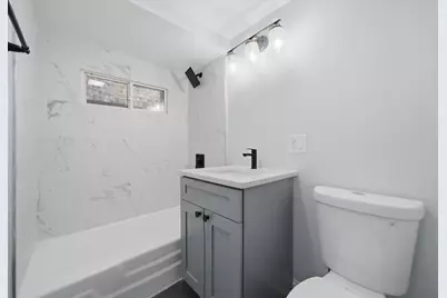 4239 N Albany Avenue, Chicago, IL 60618 - Photo 7