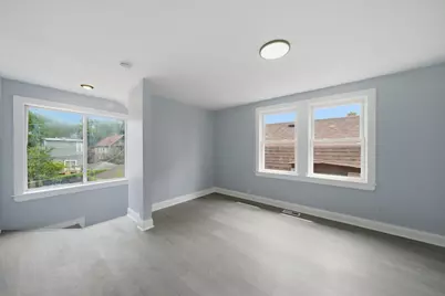 4239 N Albany Avenue, Chicago, IL 60618 - Photo 15