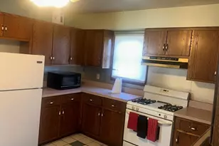 108 E Webster St, Joliet, IL 60432 - Photo 5