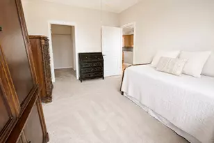 9355 W Irving Park Rd, Schiller Park, IL 60176 - Photo 5