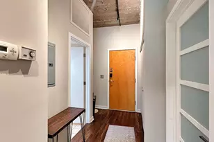 1151 W 14th Pl, Chicago, IL 60608 - Photo 9