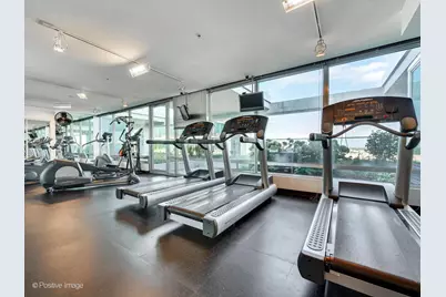 9715 Woods Drive #402, Skokie, IL 60077 - Photo 21