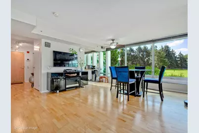 9715 Woods Drive #402, Skokie, IL 60077 - Photo 5