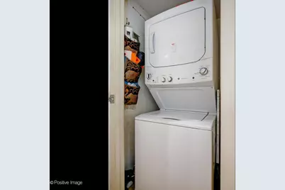 9715 Woods Drive #402, Skokie, IL 60077 - Photo 17