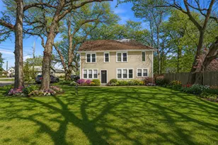2908 Oakwood Ave, McHenry, IL 60051 - Photo 1