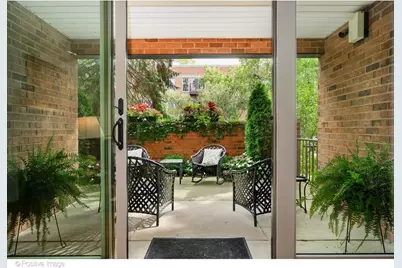 105 E Laurel Avenue #103, Lake Forest, IL 60045 - Photo 9