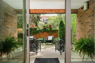 105 E Laurel Ave, Lake Forest, IL 60045 - Photo 9