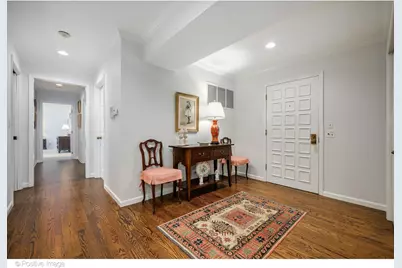 105 E Laurel Avenue #103, Lake Forest, IL 60045 - Photo 3