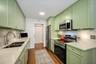 105 E Laurel Ave, Lake Forest, IL 60045 - Photo 17