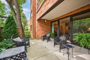 105 E Laurel Ave, Lake Forest, IL 60045 - Photo 11