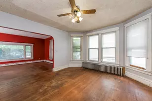 224 S Lincoln Ave, Waukegan, IL 60085 - Photo 11