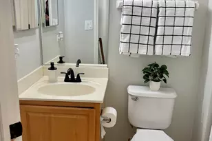 2222 Daybreak Dr, Aurora, IL 60503 - Photo 17
