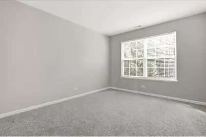 725 S Jade Lane, Round Lake, IL 60073 - Photo 15