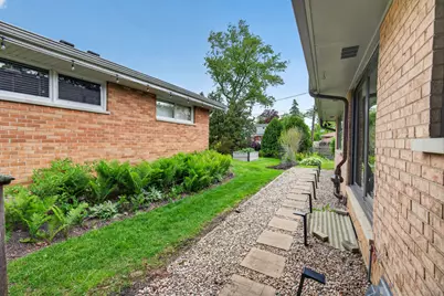 516 Eldon Place, Downers Grove, IL 60516 - Photo 41