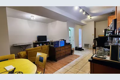 1732 W 18th Place #1, Chicago, IL 60608 - Photo 5