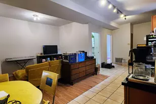1732 W 18th Pl, Chicago, IL 60608 - Photo 5