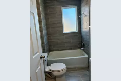 1542 Victoria Avenue #2, North Chicago, IL 60064 - Photo 15