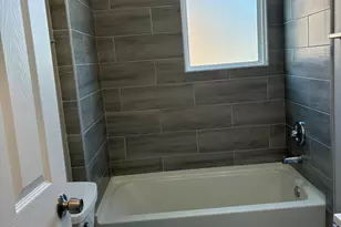 1542 Victoria Ave, North Chicago, IL 60064 - Photo 15