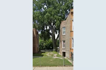 5628 S Throop Street, Chicago, IL 60636 - Photo 1