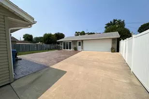 1815 13th St, Peru, IL 61354 - Photo 15