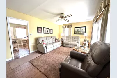 1815 13th Street, Peru, IL 61354 - Photo 3