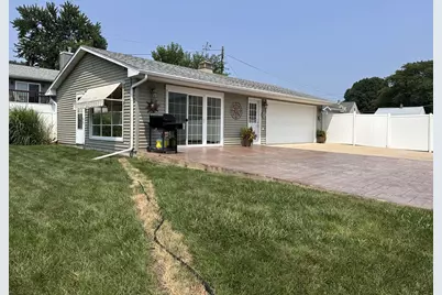 1815 13th Street, Peru, IL 61354 - Photo 17
