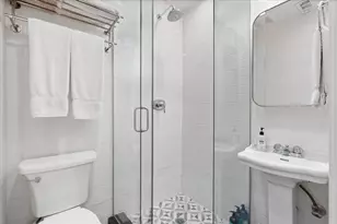 1861 N Hoyne Ave, Chicago, IL 60647 - Photo 17