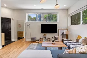 1861 N Hoyne Ave, Chicago, IL 60647 - Photo 5