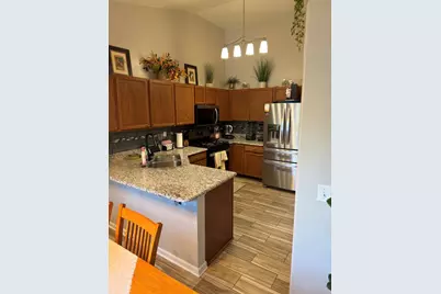7055 Nathan Lane, Carpentersville, IL 60110 - Photo 7